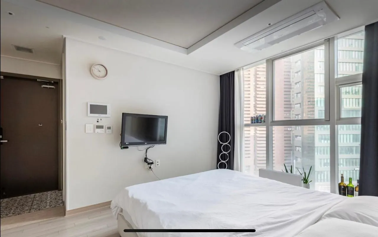 Apartment Urban Exit Studio Gangnam Seoul